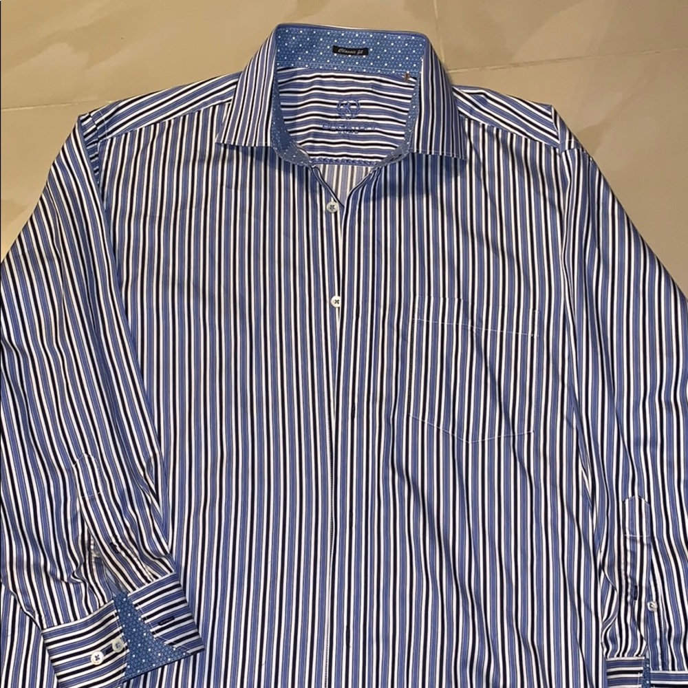 Bugatchi Untucked dress shirt